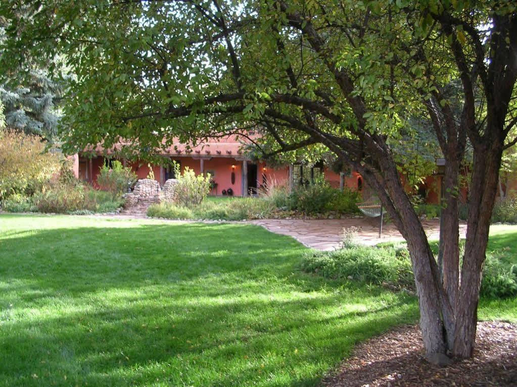 Adobe And Pines Inn Bed And Breakfast Ranchos de Taos Zewnętrze zdjęcie
